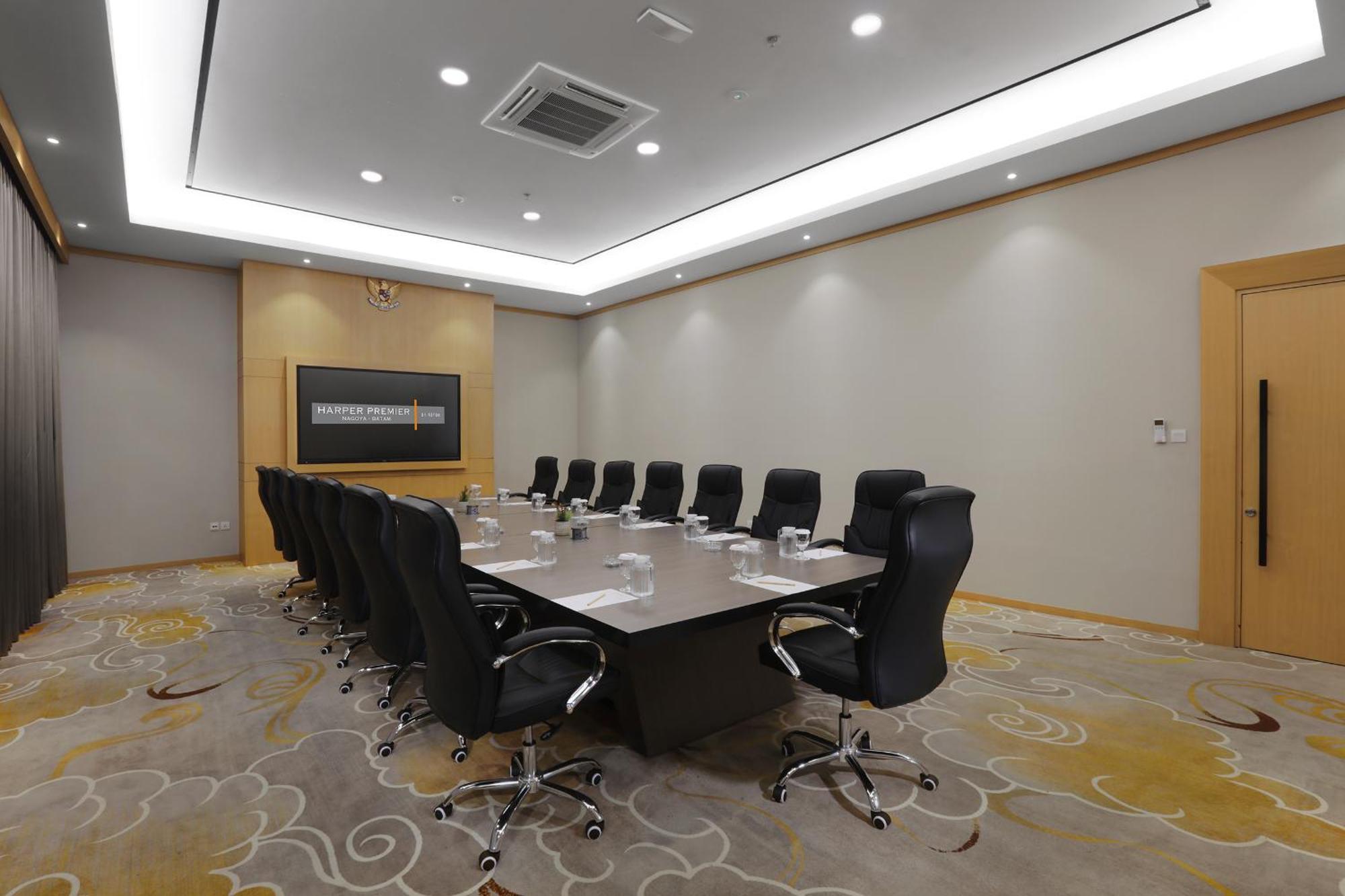 Готель Harper Premier Nagoya Batam Екстер'єр фото