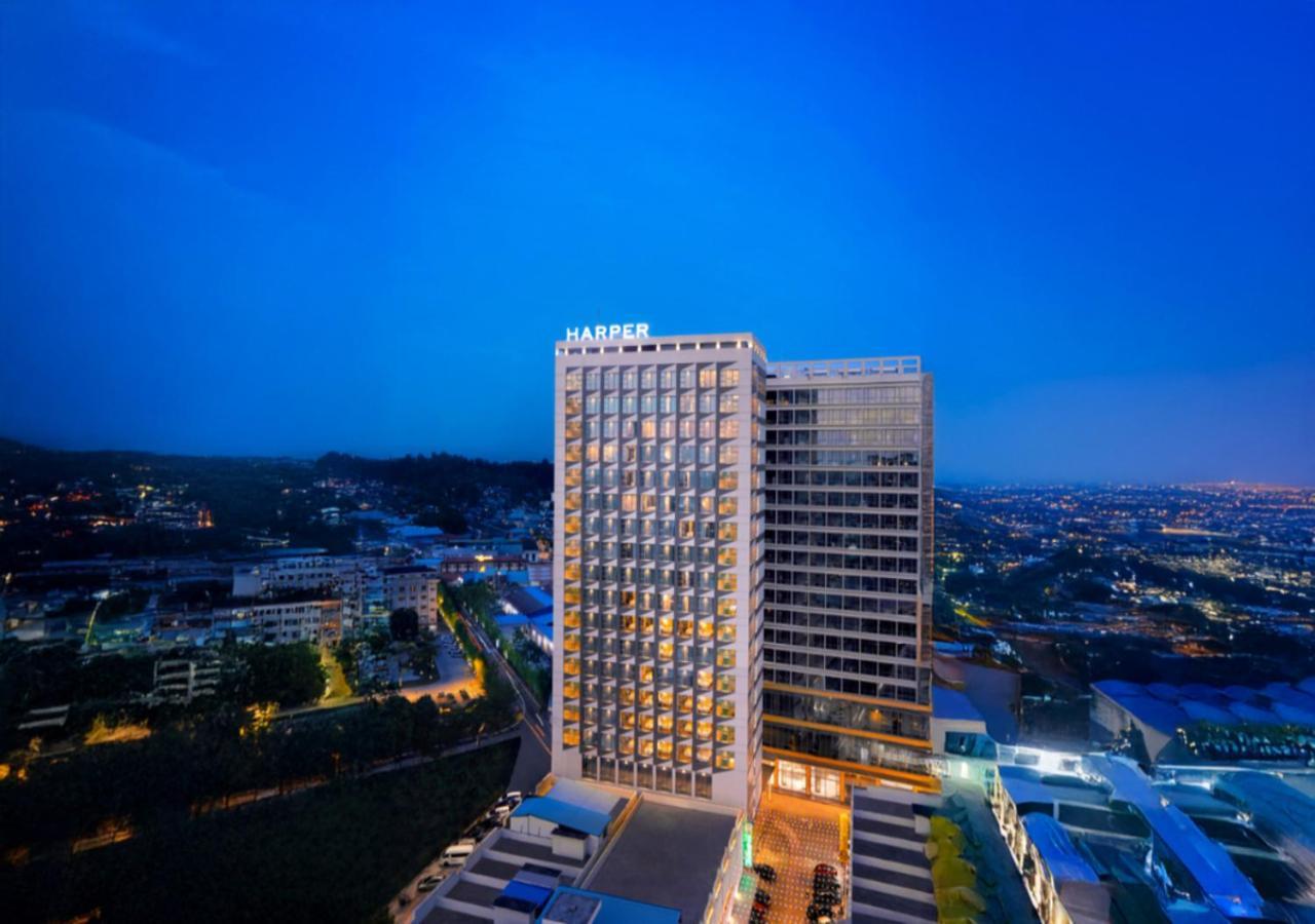 Готель Harper Premier Nagoya Batam Екстер'єр фото